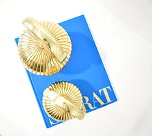 Load image into Gallery viewer, Brass Extra Oversized Perfume Sculpture Set