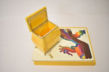 Load image into Gallery viewer, Marigold Italian Alabaster Claw-Footed Box