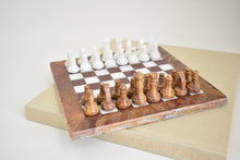 Load image into Gallery viewer, Onyx and Marble Chess Set

