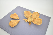 Load image into Gallery viewer, Brass &quot;Party Flower&quot; Ashtray Set and Sculpture
