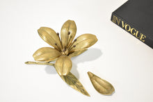 Load image into Gallery viewer, Brass &quot;Party Flower&quot; Ashtrays and Sculpture
