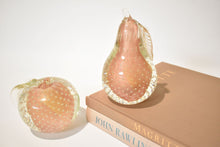 Load image into Gallery viewer, Rosegold Murano Apple and Pear Bullicante Bookends

