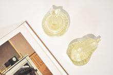 Load image into Gallery viewer, Murano Apple and Pear Bullicante Bookends
